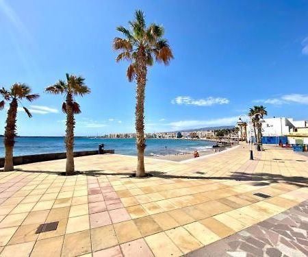 Las Brisas Apartment Аринага Екстериор снимка